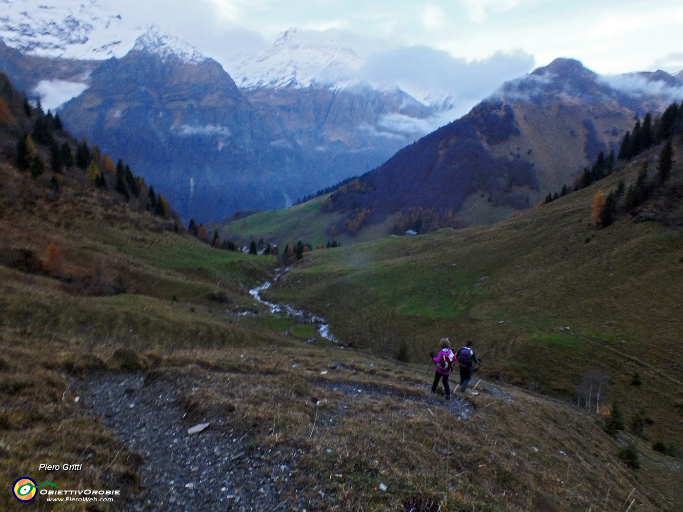 92 Scendendo la Valle dell'Asta.JPG